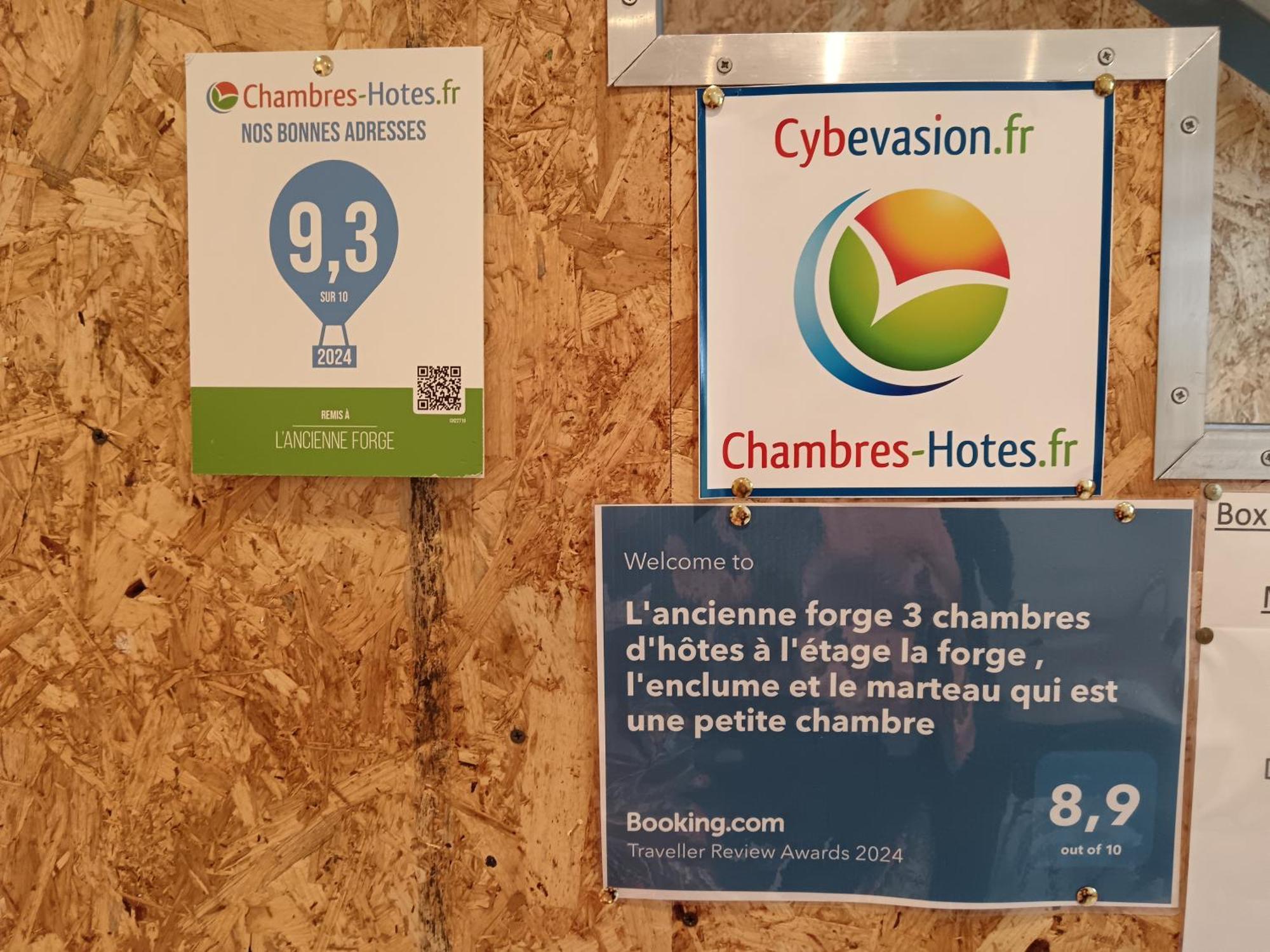 Louvetot L'Ancienne Forge 3 Chambres D'Hotes A L'Etage La Forge , L'Enclume Et Le Marteau מראה חיצוני תמונה